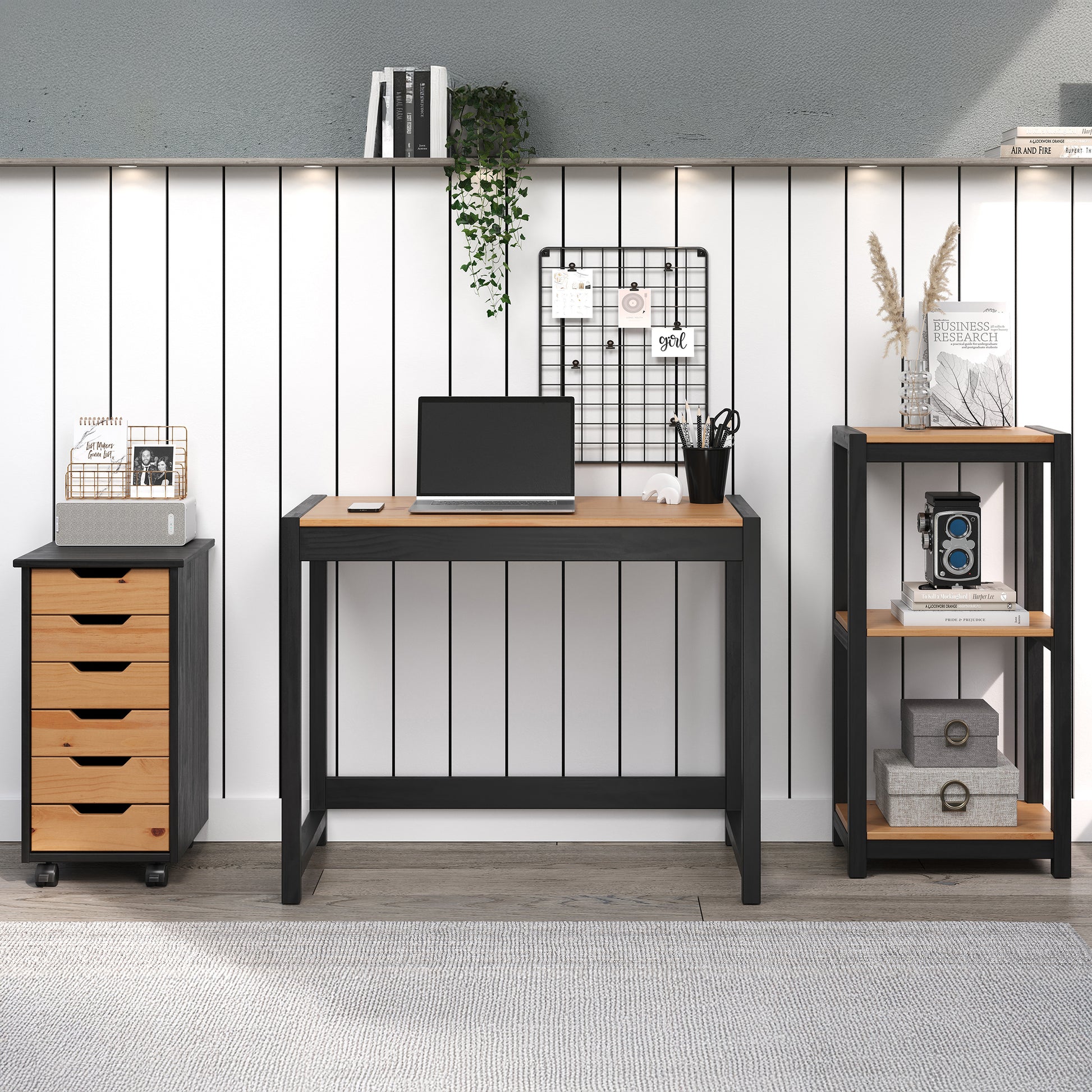 Torriana Office Set