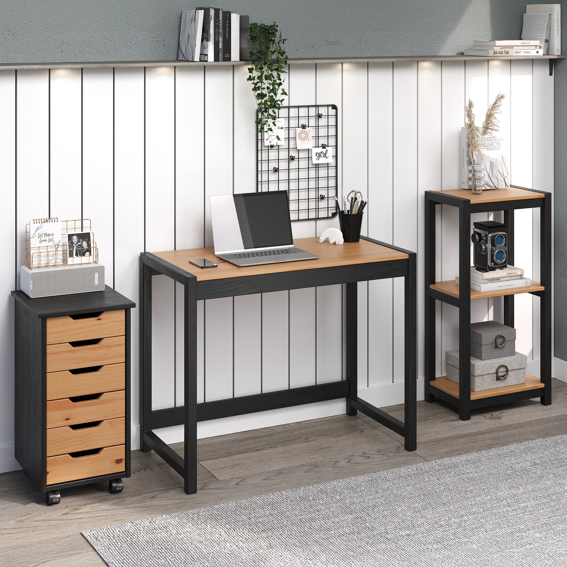 Torriana Office Set